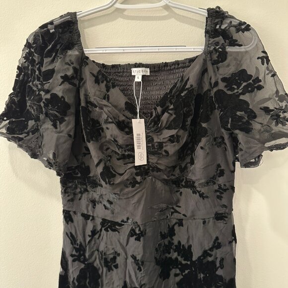 Baltic Born Mera Velvet Midi Dress Size Large Black - Picture 3 of 5